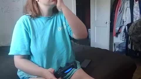 shylee538825 online show from October 2025 02:47:02 PM