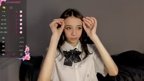 Snapshot of shylinaa chatting on June 2026 10:18:02 PM shylinaa online show from June 2026 10:18:02 PM