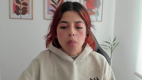 Snapshot of shylittlebunny chatting on January 2025 04:35:01 PM shylittlebunny online show from January 2025 04:35:01 PM