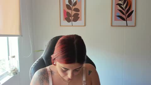 Snapshot of shylittlebunny chatting on May 2026 04:57:04 PM shylittlebunny online show from May 2026 04:57:04 PM