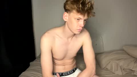 Snapshot of shyredstar chatting on December 2024 10:24:01 AM Tom and Betty online show from December 2024 10:24:01 AM