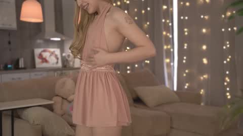 Snapshot of shyrubate chatting on March 2025 11:44:02 AM Aurora online show from March 2025 11:44:02 AM