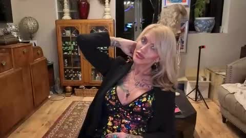 shytrans_uk online show from February 2026 12:44:01 AM