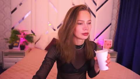 Snapshot of shyysiren chatting on November 2025 03:06:02 PM shyysiren online show from November 2025 03:06:02 PM