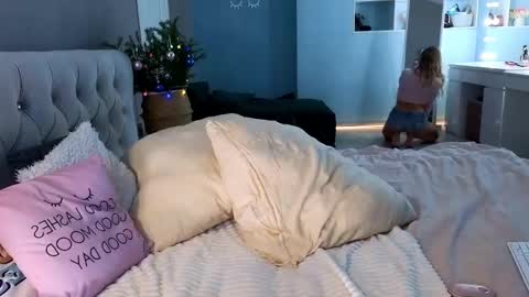 Snapshot of sialone chatting on December 2024 06:32:02 AM sialone online show from December 2024 06:32:02 AM