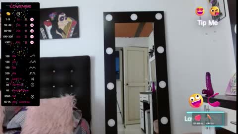 siamarlin online show from December 2024 07:45:01 PM