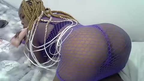 Sianrazia online show from September 2025 09:16:01 PM