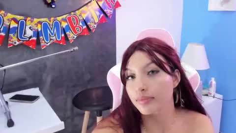 Snapshot of sidney_lux chatting on June 2026 04:09:01 AM Sidney online show from June 2026 04:09:01 AM