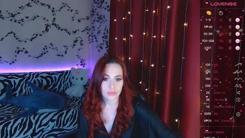 Snapshot of sidny_blush chatting on February 2025 03:26:01 PM Sidny online show from February 2025 03:26:01 PM