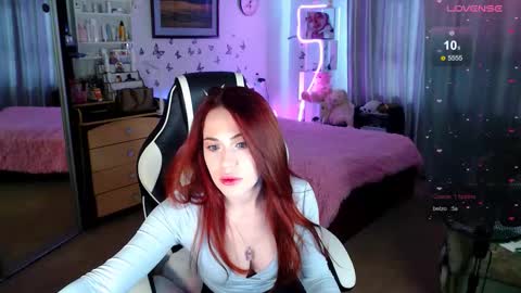 Snapshot of sidny_blush chatting on September 2025 06:13:01 AM Sidny online show from September 2025 06:13:01 AM