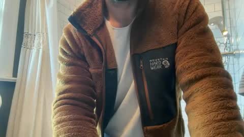 sie273 online show from November 2025 03:33:01 PM