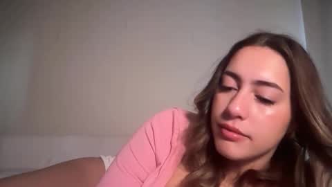 Snapshot of sieena chatting on September 2025 09:48:01 PM Siena online show from September 2025 09:48:01 PM