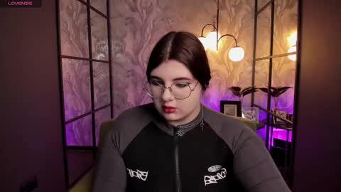 Snapshot of siena_aa chatting on February 2026 08:46:02 PM Siena online show from February 2026 08:46:02 PM