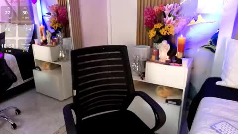 Sienna Desieree online show from March 2026 01:17:02 PM