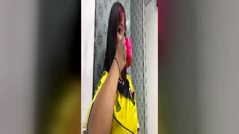 sienna_lux01 online show from June 2026 02:32:02 AM