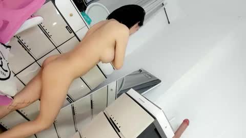 Snapshot of siennatsasian chatting on October 2025 07:10:02 AM Callme Sexy Sienna online show from October 2025 07:10:02 AM