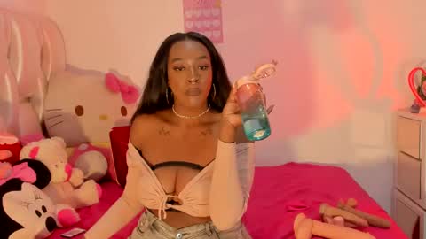 sierra_violet online show from March 2025 07:51:02 AM