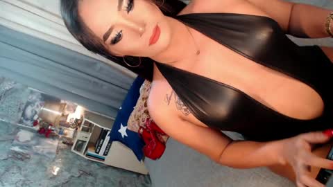 Snapshot of sierrafina_mcbride chatting on July 2026 07:37:02 AM Sierrafina online show from July 2026 07:37:02 AM