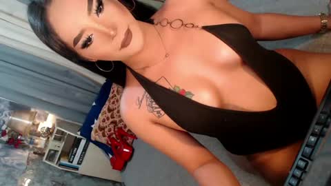 Snapshot of sierrafina_mcbride chatting on July 2026 08:33:01 AM Sierrafina online show from July 2026 08:33:01 AM