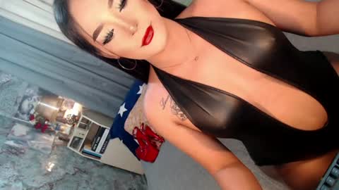 Snapshot of sierrafina_mcbride chatting on July 2026 07:34:01 AM Sierrafina online show from July 2026 07:34:01 AM