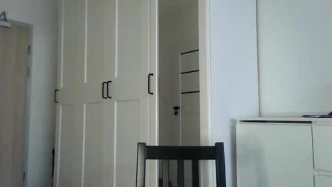 Orlando online show from November 2025 12:27:01 PM