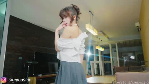 Snapshot of sigmasian chatting on February 2025 04:14:02 AM OF instagram sigmaasian twitter sigmasian online show from February 2025 04:14:02 AM