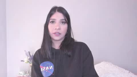 Snapshot of siirena chatting on February 2026 11:30:02 PM siirena online show from February 2026 11:30:02 PM