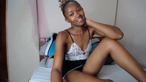 silent_lovie online show from March 2026 10:32:01 AM