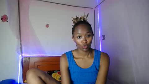 silent_lovie online show from April 2026 10:09:02 AM
