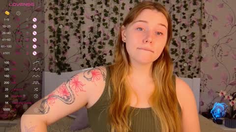 Chloe online show from December 2024 05:11:01 PM