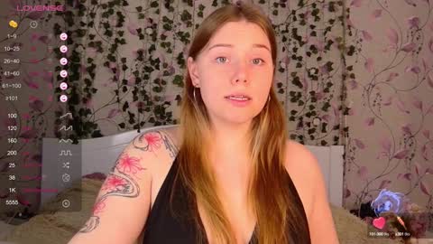 Chloe online show from December 2024 01:02:02 PM