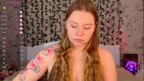 Chloe online show from December 2024 07:49:02 AM