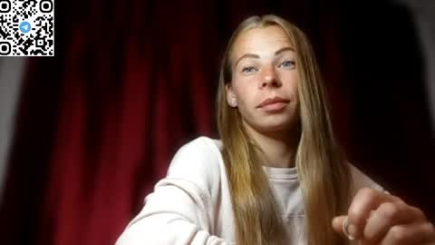 JULIANA online show from June 2026 08:47:01 PM