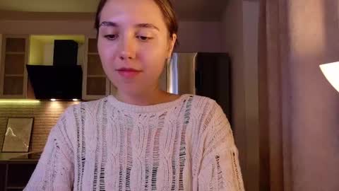 You fav Miss Si online show from September 2025 05:37:01 PM