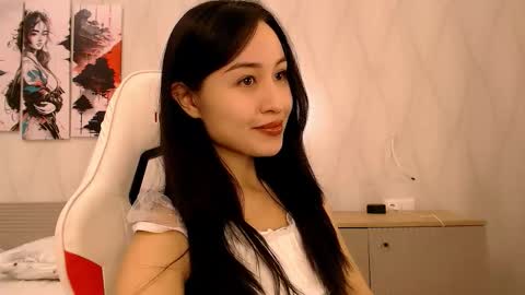 silk_ann online show from October 2025 05:42:02 AM
