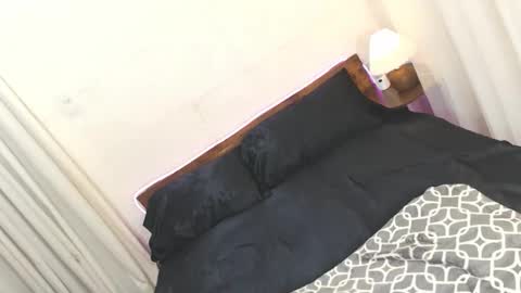 Snapshot of silkypandora chatting on February 2026 06:09:01 PM Angela Rose online show from February 2026 06:09:01 PM