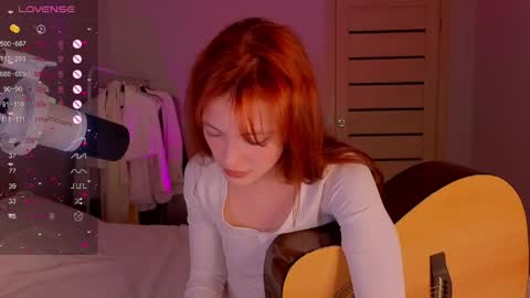 silly___woman online show from May 2026 07:43:01 PM