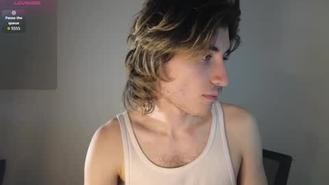 Snapshot of silly_cybin chatting on January 2026 01:42:02 AM cybin online show from January 2026 01:42:02 AM