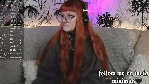 Mia online show from April 2026 09:17:02 PM