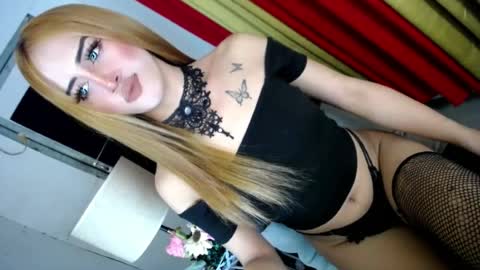 Snapshot of silvana_starr chatting on July 2026 07:49:01 AM Silvana for short VANA online show from July 2026 07:49:01 AM