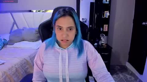   powder    online show from April 2026 01:45:01 AM