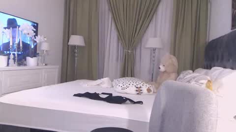 Snapshot of silver_miss chatting on February 2026 05:02:01 PM Silver ok online show from February 2026 05:02:01 PM