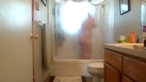 silverdragon70 online show from September 2025 08:25:02 PM