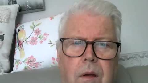 Snapshot of silverfoxpauly chatting on September 2025 10:51:01 AM silverfoxpauly online show from September 2025 10:51:01 AM