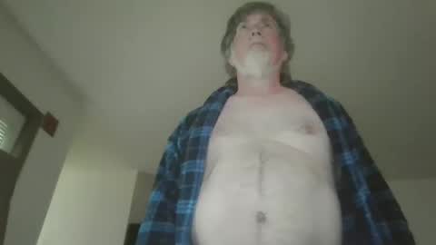 Snapshot of silverfunfox chatting on May 2026 09:32:01 PM silverfunfox online show from May 2026 09:32:01 PM