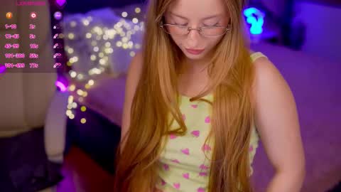 Snapshot of silverrmoon chatting on November 2025 02:46:01 PM Kristina Kris online show from November 2025 02:46:01 PM