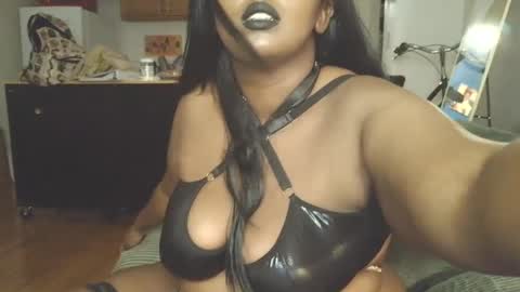 Simin Fox online show from September 2025 12:23:01 AM