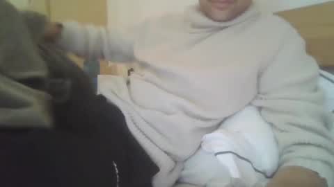 Snapshot of simml98 chatting on December 2024 12:38:01 PM Sam online show from December 2024 12:38:01 PM