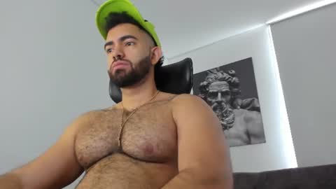 simon_leon01 online show from July 2026 02:07:02 PM
