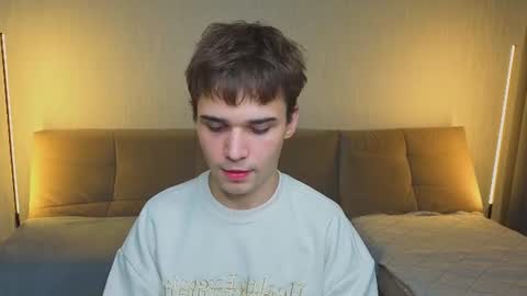 Snapshot of simonboy592 chatting on June 2026 02:23:02 PM Alex online show from June 2026 02:23:02 PM